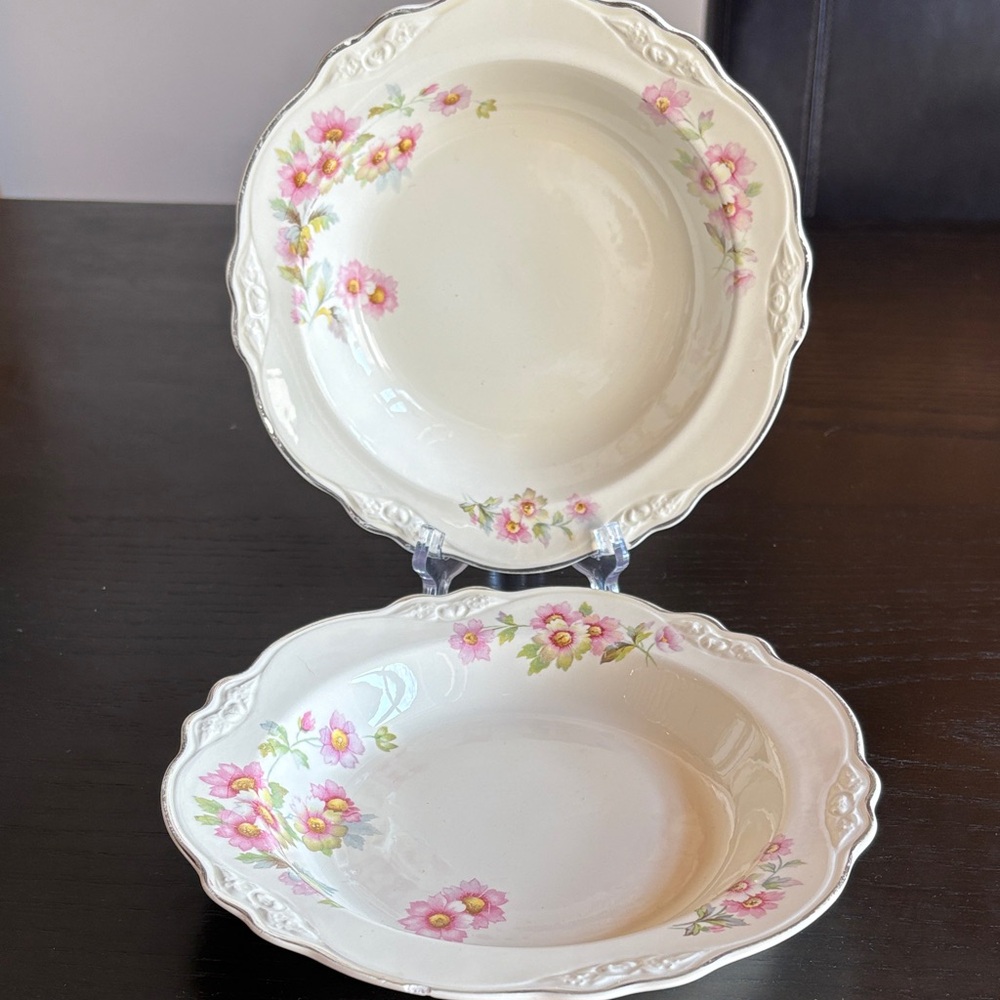 Vintage 1940's Homer Laughlin Virginia Rose Floral Cream Set of 2 Bowls